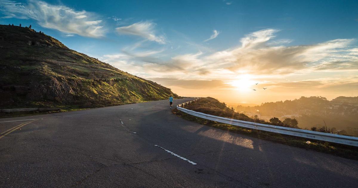 Why Local Guides Make the Best Adventures: A Practical Guide to Booking Unforgettable Trips